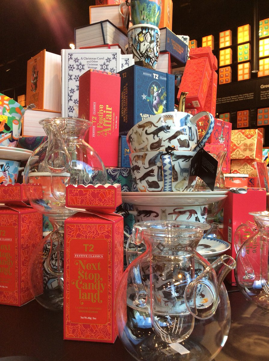 T2TeaCardinalP's tweet photo. Calling all our tea society friends! Special 20% discount in store today from 4pm onwards. Drop by and get a heads start on the Christmas shopping with this amazing discount✨ T&amp;Cs apply #t2tea #T2Christmas https://t.co/7BcBralwIx