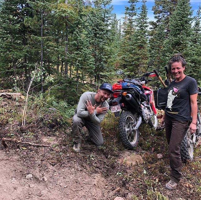 PlattePack's tweet photo. 🏔 At the top of Broken Spade, I hear the “wap-wap-wap” sound of dirt bikes coming down the trail. Turns out, its Cat and Ben from Tony Boone Trails. Ben is responsible for a good portion of what he describes as “the most fun trails in Bentonville” wh… https://t.co/cCGrKozd4l https://t.co/NCGe6dTkPH