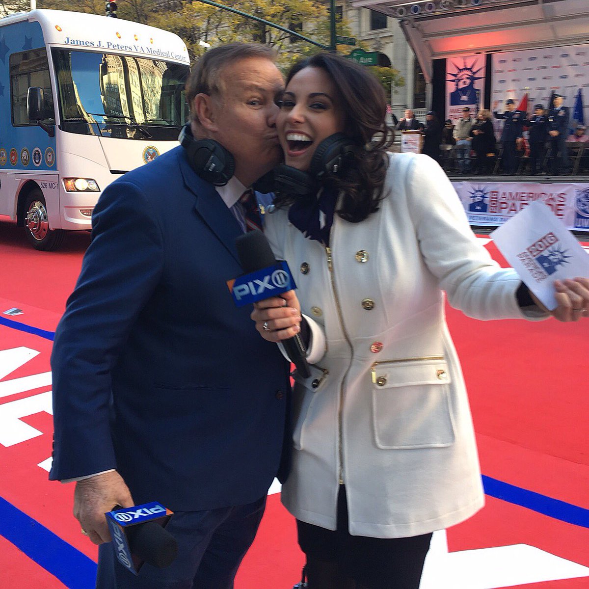 IAmAlyseZwick's tweet photo. #TBT to too much fun with @PIXScott as we honored service and sacrifice along 5th Avenue! Tune in this year we’ll be live @PIX11News, @Militarydotcom , & the @armedforcesnet ! 11am-2pm #VeteransDay
Join us and celebrate service ! #AmericasParade 🇺🇸❤️ https://t.co/kCup2jrBoa