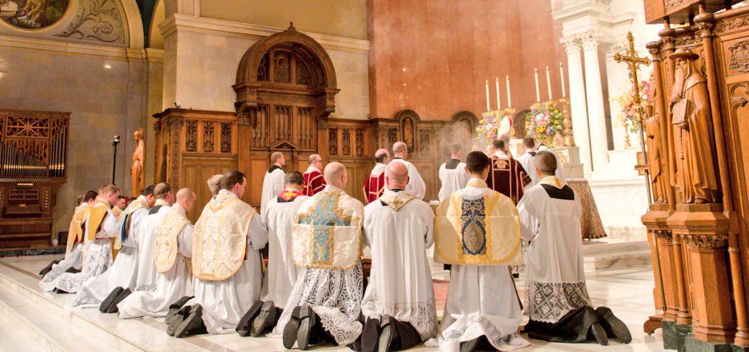 patrickmadrid's tweet photo. 👍🏼 Over the last decade, the Priestly Fraternity of St. Peter, which celebrates the traditional Latin Mass, has been expanding in North America.
https://t.co/GSASSC0I3Q https://t.co/BDsDxXoM0M