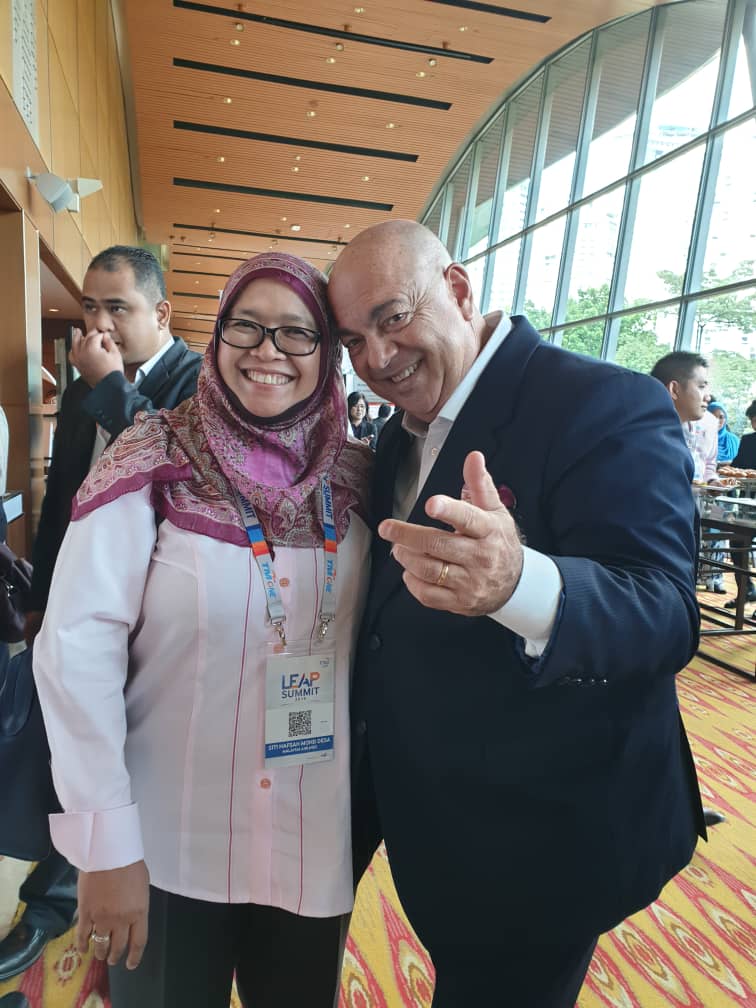 cthafsahdesa's tweet image. Great event and enjoyed the presentation by Vito Di Bari #DiBariTweets at  #tmoneleap .