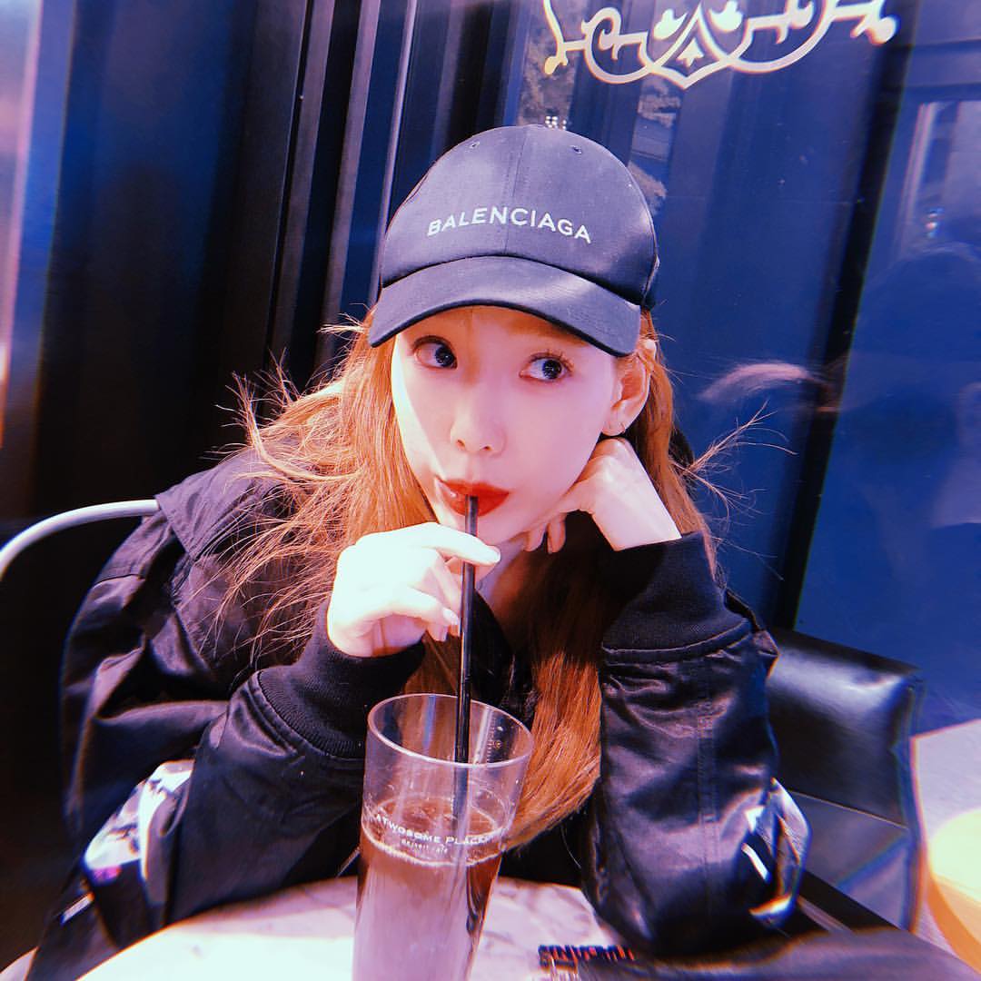 ggroupswcap's tweet photo. taeyeon; snsd https://t.co/plcapbFp8L