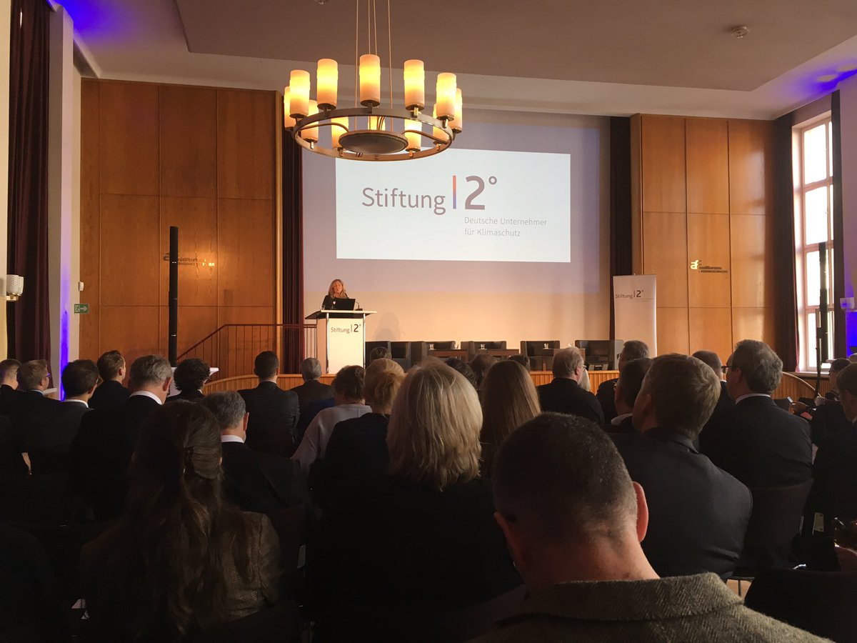 Freuen uns auf eine Spannende Jahreskonferenz der @Stiftung2Grad und spannende Ideen durch das Projekt #2gradwirtschaft für #klimachancen