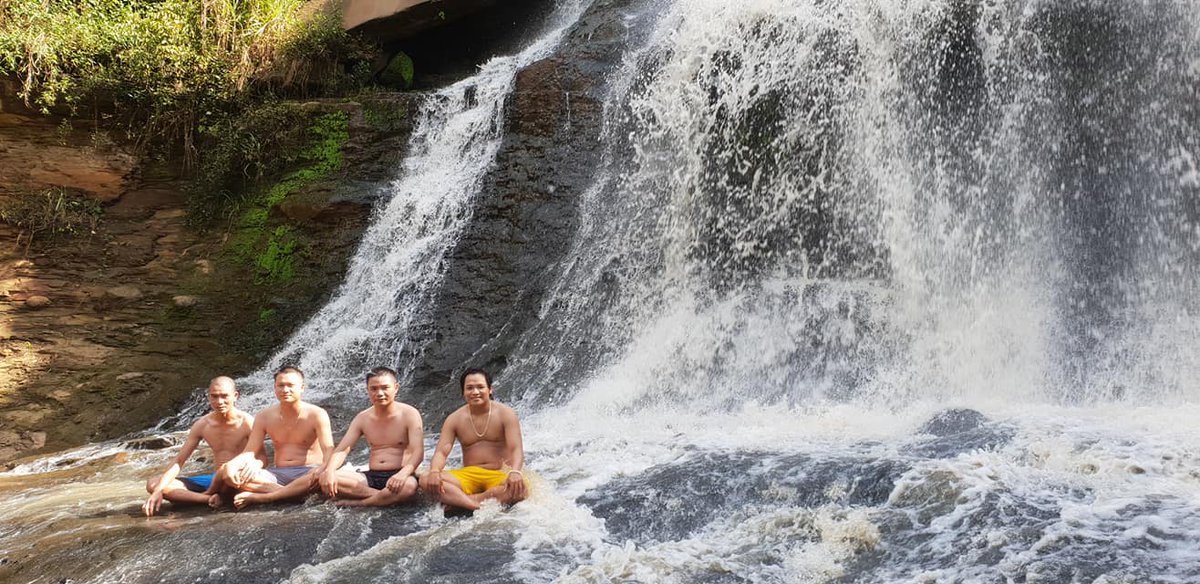 ghanatourismGTA's tweet image. Awesome and wonderful fall, located on Kintampo &amp;amp; Tamale, its About 4 Km from the main town. The atmosphere and view is breathtaking and the water feels good. Visit #KintampoWaterfalls and #FlowWithNature. #seeghana #feelghana #discoverghana @NatureNews