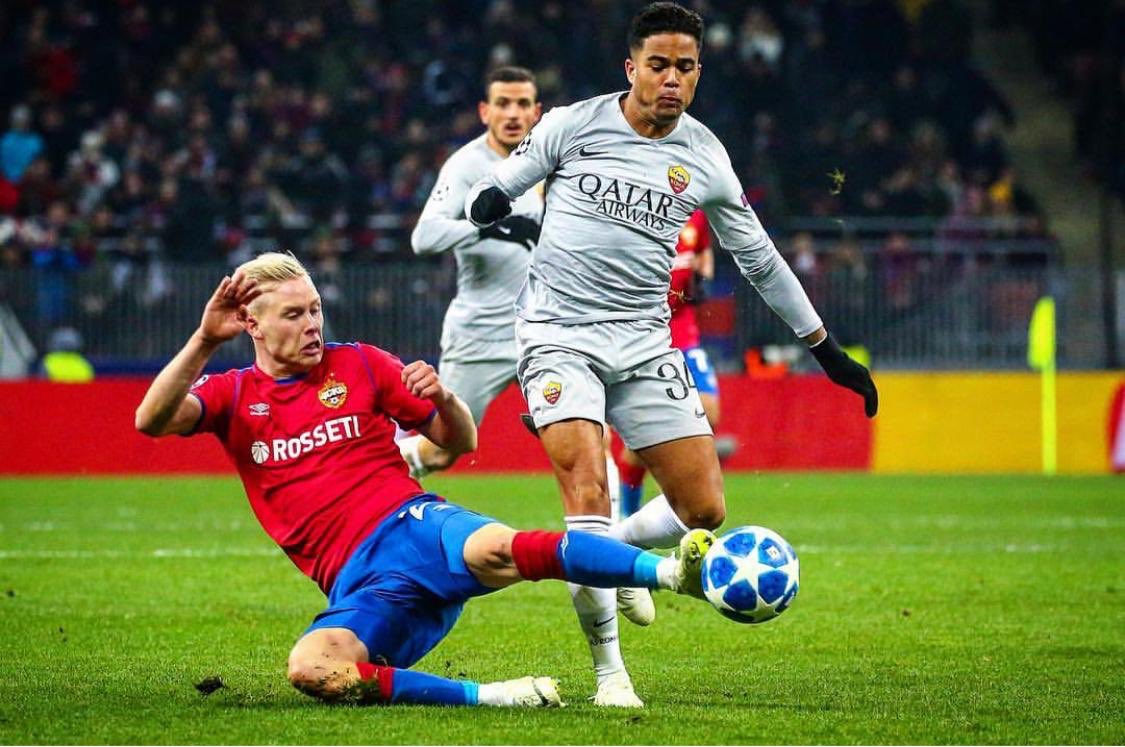 Спортс ру цска. Магнуссон ЦСКА красная. Магнуссон ЦСКА красная карточка.