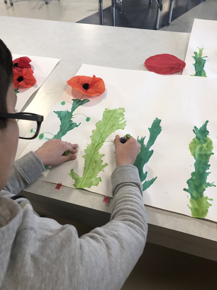 aseyeseeitimage's tweet photo. Love how our #poppies turned out!! #gr6f @missjfreitag @SouthPointeEIPS #InFlandersFields https://t.co/0U06RDbP4V
