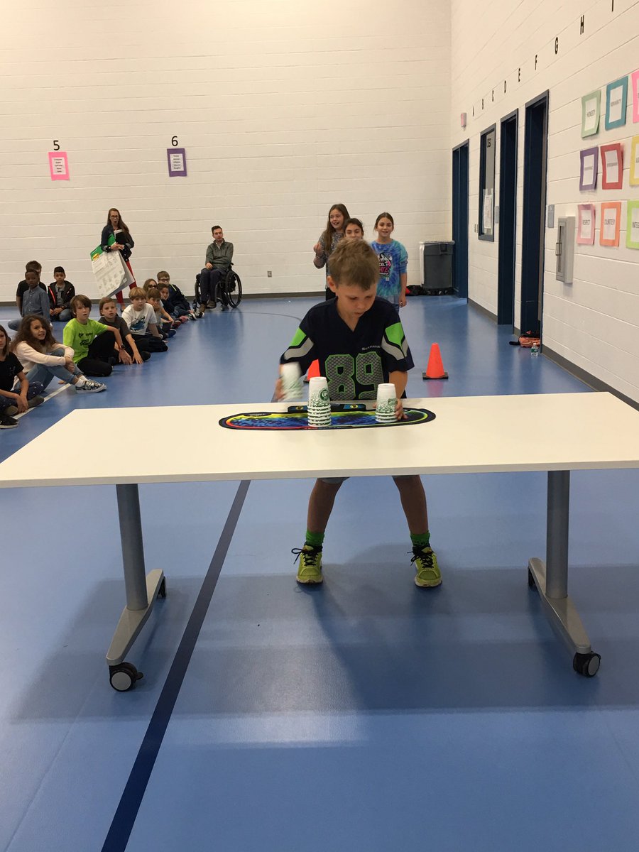 jbdeyPE's tweet photo. World Speed Stack Day! @JbdElem #vbspeedstack2018 https://t.co/U7brk96MTv