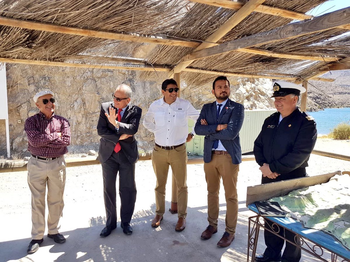 AtacamaEconomia's tweet photo. En reunión en #EmbalseSantaJuana coordinando acciones para ejecución de actividades y consolidar este atractivo como un punto de desarrollo turístico, deportivo y familiar, de manera de posicionar a nuestra región de #Atacama como lo ha señalado señalado el Pdte @sebastianpinera https://t.co/HpdIl6fo4d