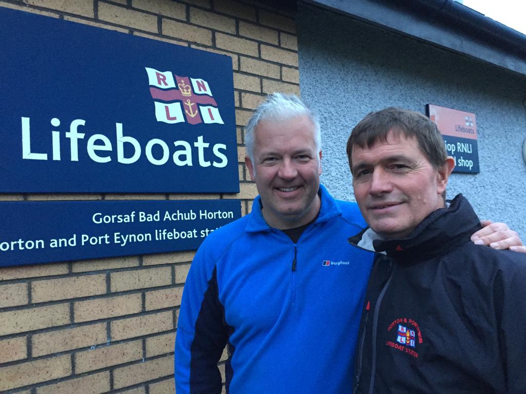 A pleasure to welcome <a href="/DerekTheWeather/">Derek Brockway - weatherman</a> to the Station earlier today