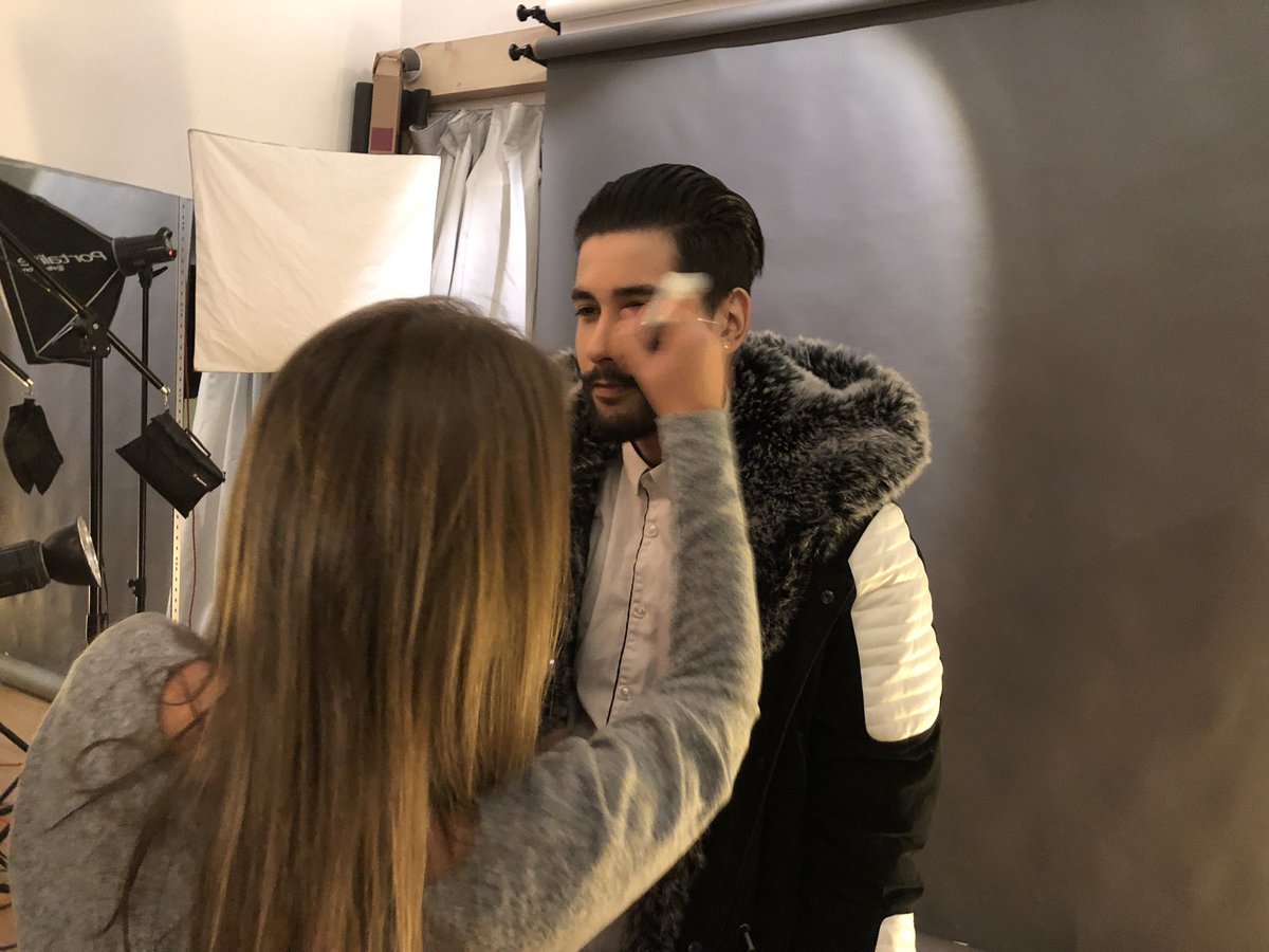 SAURAStudioProd's tweet photo. Marvin en plein shooting ! #Shooting #TvRealite #agence #SAURAStudio #MarvinDada #Agency #amazing #lifeisgreat #picoftheday #photodujour #photodusoir #television #agenceartistique #model #frenchanté #man #france #shootingphoto #work #instagood #fun #photography #photographer https://t.co/D962QPFANM