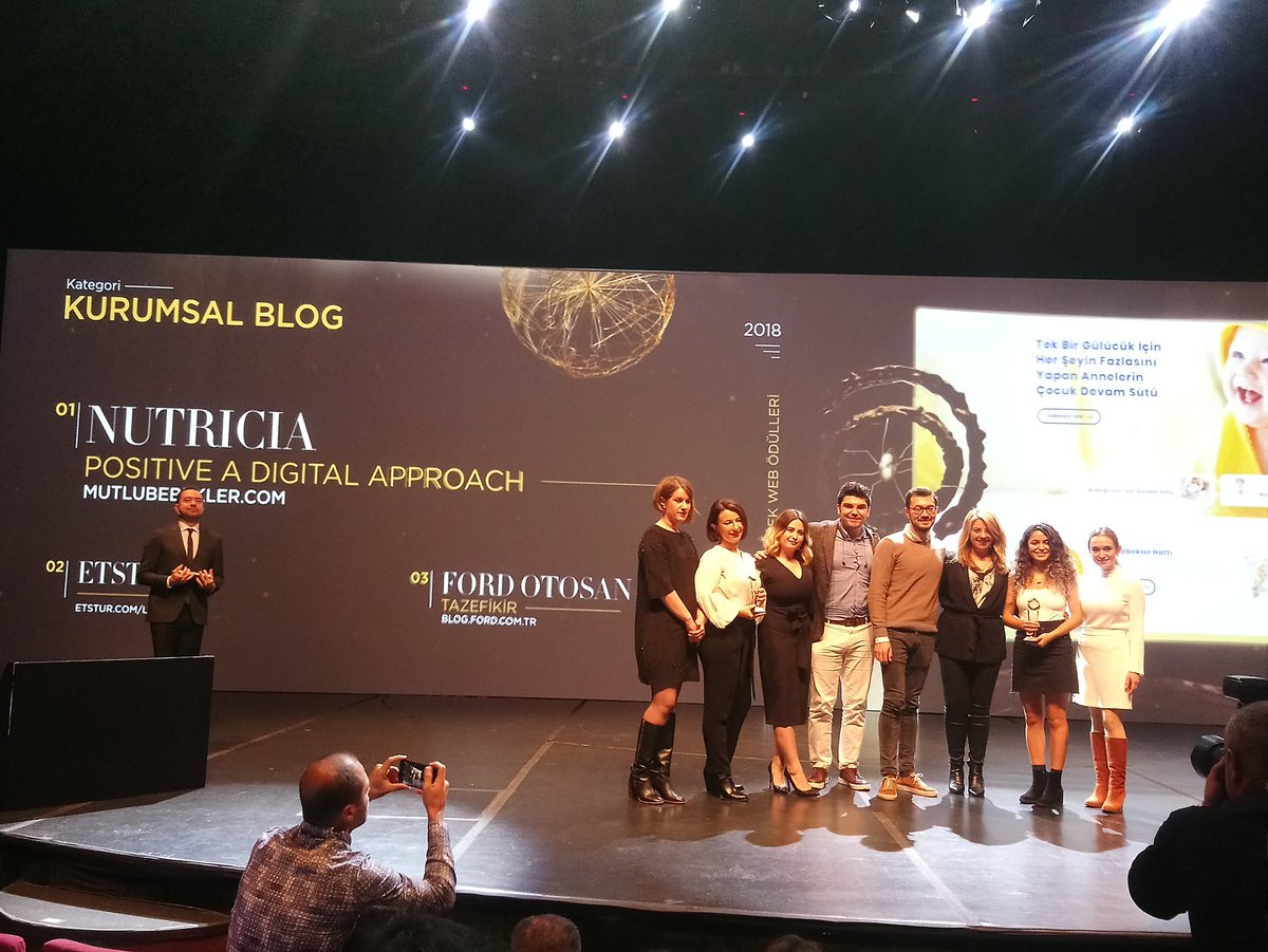 . <a href="/mutlu_bebekler/">Mutlu_Bebekler</a> projesi Kurumsal Blog kategorisinde ödül alıyor! Alkışlar <a href="/positive_social/">Positive</a>’a! 👏#internetinoskarları #altinorumcek