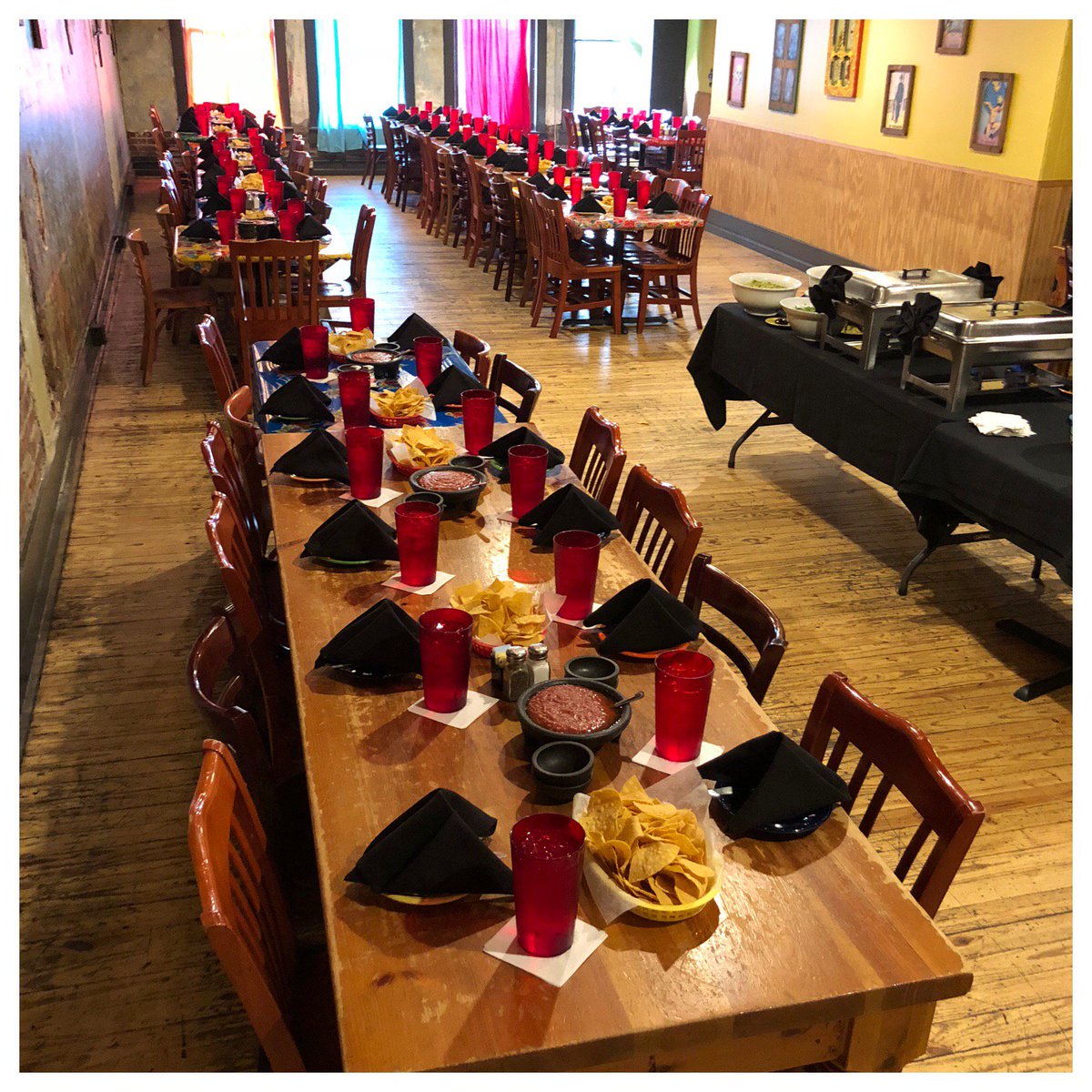 Let us do the cooking and more. Plan your next holiday party with us. Contact kelly@mcnellies.com for more information. 

#elguappsdowntown #downtowntulsa #holidayparties #holidays #fajitabar #tacobar #guaptilyoudrop #banquets #tacosarelove #party #mexicanfood #nomnomnom
