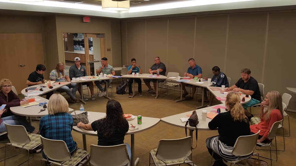 SteppingStoneCR's tweet photo. #TrueNorthAlumni met last night for their monthly support group and got #creative with the art project. Who remembers making hand #turkeys in school? #childhoodmemories #soberfellowship #Thanksgiving https://t.co/R9q6Hj2Vml