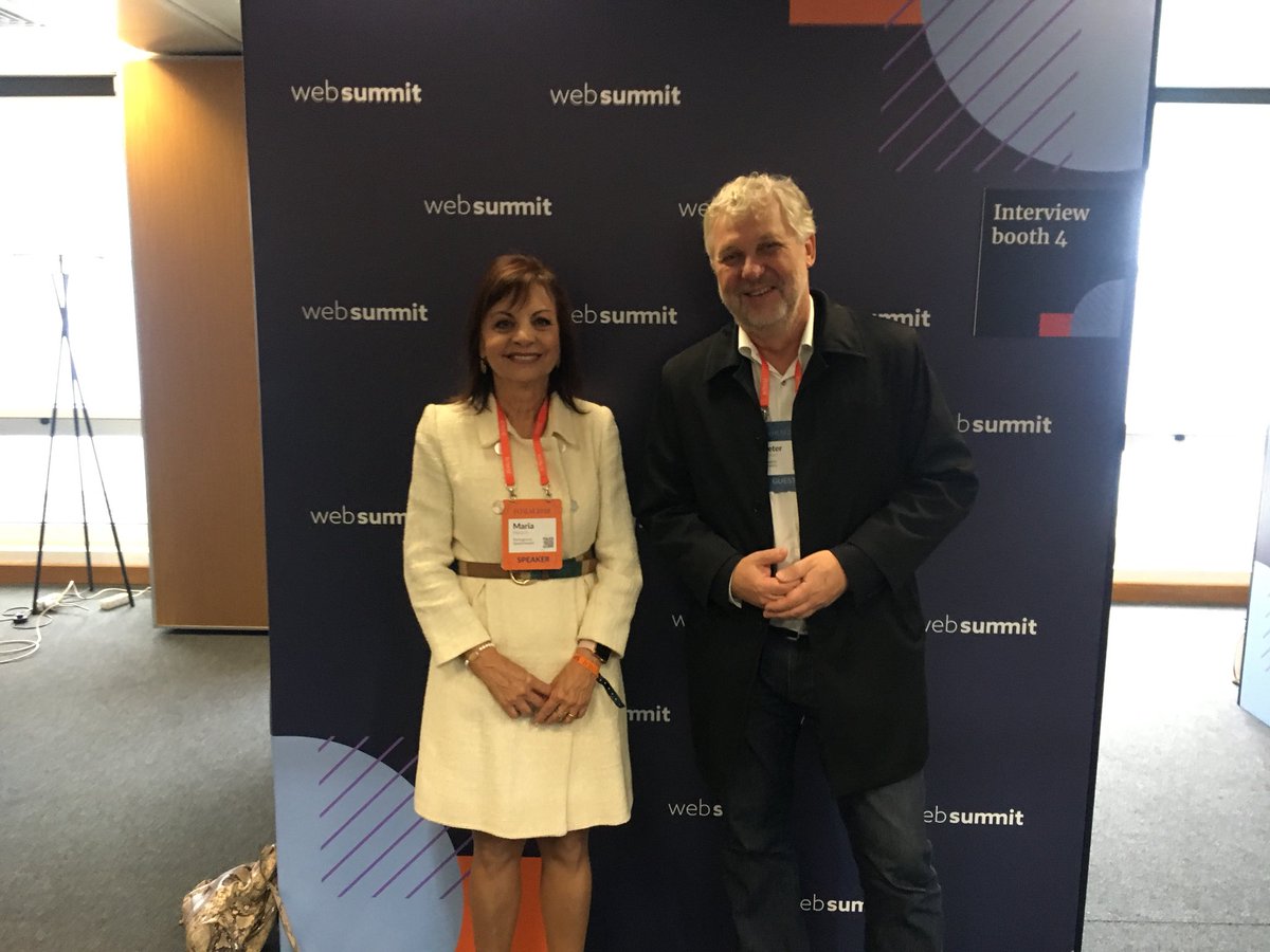 During his visit to  the  #websummit in #Lisboa,  inaugurating the <a href="/SwedishHotspot/">Swedish Hotspot</a> 🇸🇪 Minister for Housing and Digital Development Peter Eriksson also met with his 🇵🇹 colleagues Minister  Manuel Heitor and Minister Maria Manuel Leitão Marquez  exchanging experiences and ideas.