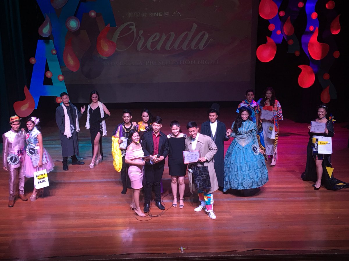 UST_ASC's tweet photo. Gentlemen of the Night are Jerome Carbonell, David Tan and Dave Dy.
#ORENDA
#AYA1920
#HUEnityYOUnity
#ONEforAMV https://t.co/XaCeGYjVwn