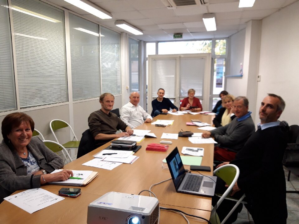 InitiativePACI's tweet image. Comité de sélection pour la 1ère boutique à l’essai implantée en centre ville d’Auriol. Action portée par @InitiativePACI avec le soutien financier de la ville d’Auriol,@AMPMetropole, @MaRegionSud, @caissedesdepots et du soutien technique @CCI_MP, @CMAR_PACA, @TerredeCommerce