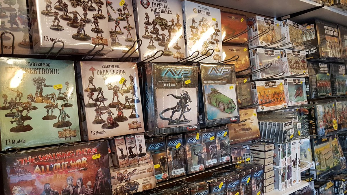 QKG_Impact's tweet image. 👀Look what arrived in store today! Our #prodos order  #warzoneresurrection &amp;amp; #AvP 😁😁😁😁