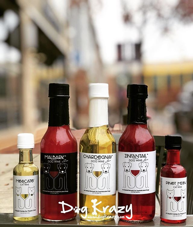 The holidays are approaching. Make sure your dogs and cats can celebrate with you!
#dogwine #catwine #liquidcatnip #dogsareawesome #dogkrazy #dog #dogkrazygrooming #instadog #fredericksburgva #lovefxbg #Stafford #richmondva #leesburgva #pinotmeow #malbark