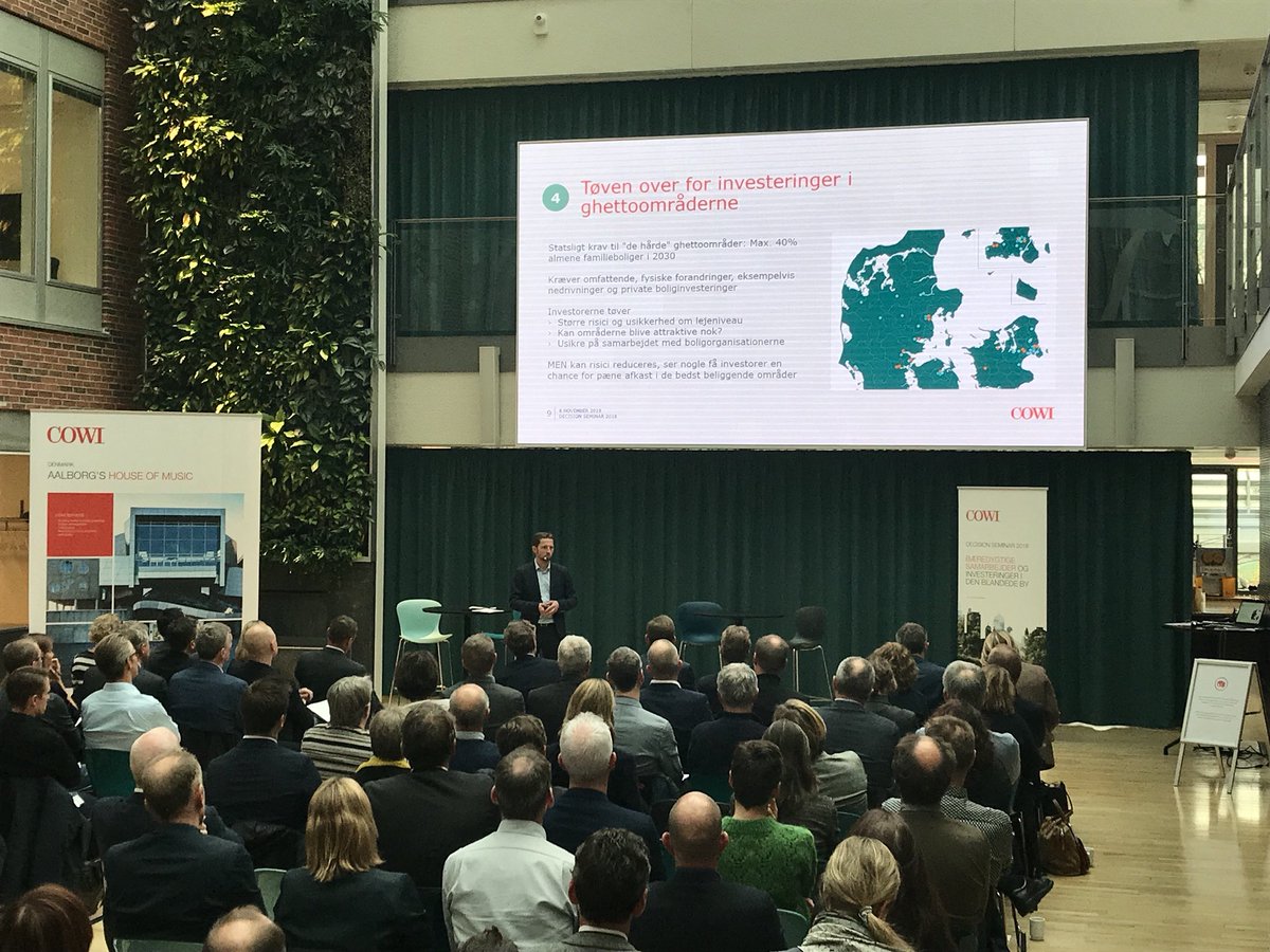 Charlot_Holm's tweet photo. Investorerne tøver over for at skyde penge ind i ghettoerne. Ny undersøgelse fra COWI. #decisionseminar https://t.co/vFsjtrR9Nd
