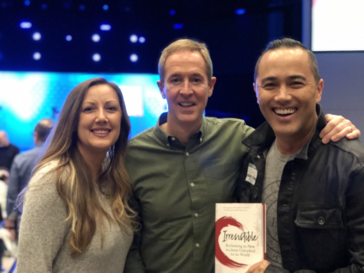 ChrisReilly98's tweet photo. With my @ShaunaReilly &amp; we are motivated to get fed by Pastor @AndyStanley at the #ReclaimingIrresistible conference today! https://t.co/gfRPY1XHqS