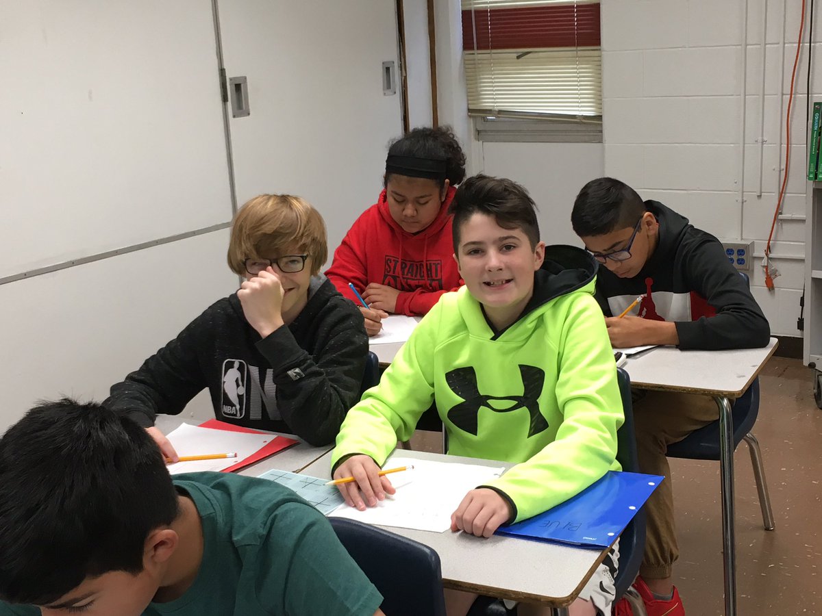 Moore8grade tweet media