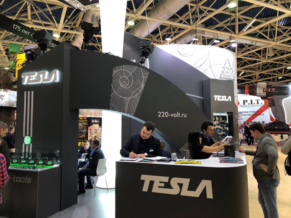 likevolt's tweet image. #MITEX2018 в самом разгаре! Команда @likevolt не устает принимать гостей и партнеров. Кто уже побывал на выставке? Делитесь впечатлениями! Какие новинки порадовали? #expo #Москва #экспоцентр #tesla