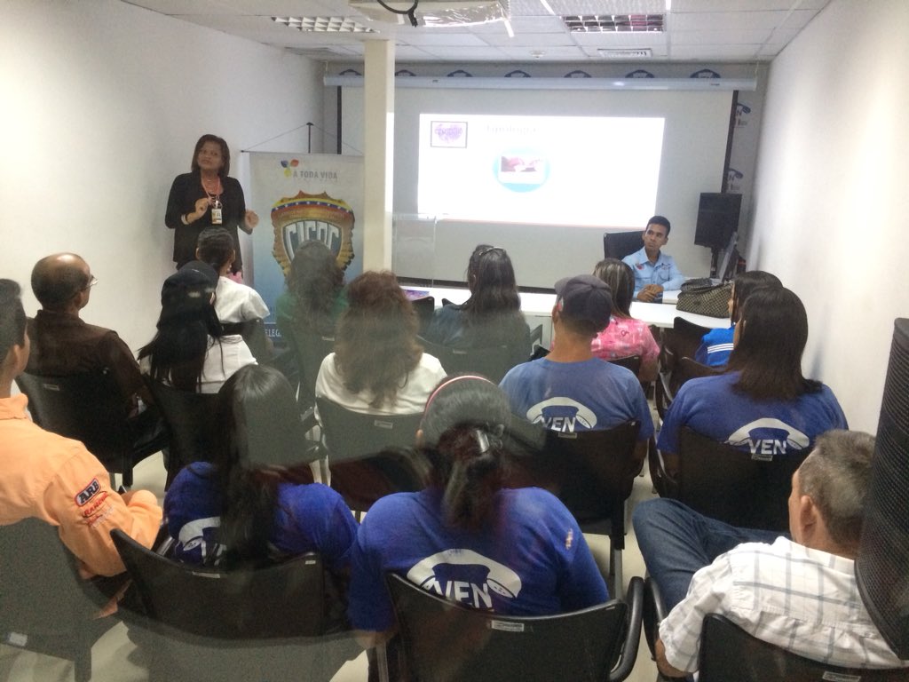 Conversatorio sobre Femicidio desde la visión del uso de las redes sociales para que no te enredes con las redes. Impartido por C/G Zuleima Romero Supervisora Estadal de Sub Delegaciones en articulación con Coordinador Gral. del VEN911 ANZ José Nicolás Keleris Bucarito.