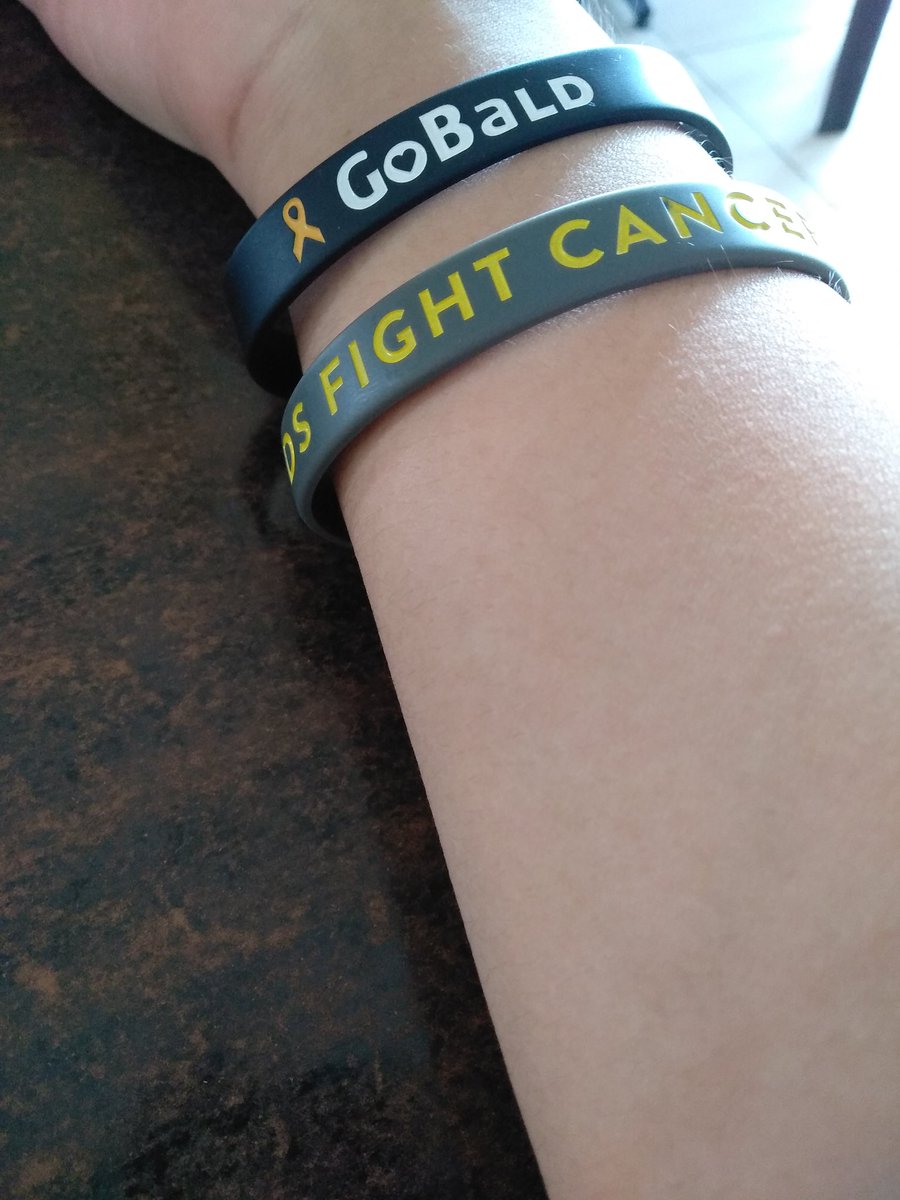 MonashaVrchat's tweet photo. #helpkidsfightcancer https://t.co/kCdceJPkMo