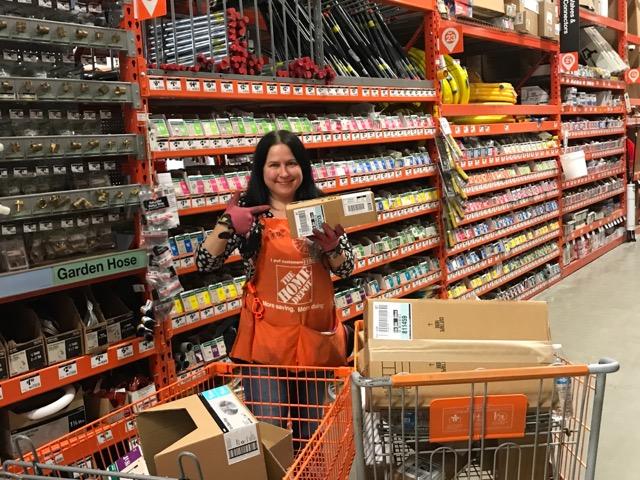 bwentovich's tweet photo. Freight team Appreciation in Cicero! Thank you freight team for everything you do! We truly appreciate you 👊 https://t.co/QpdU2NeFEG