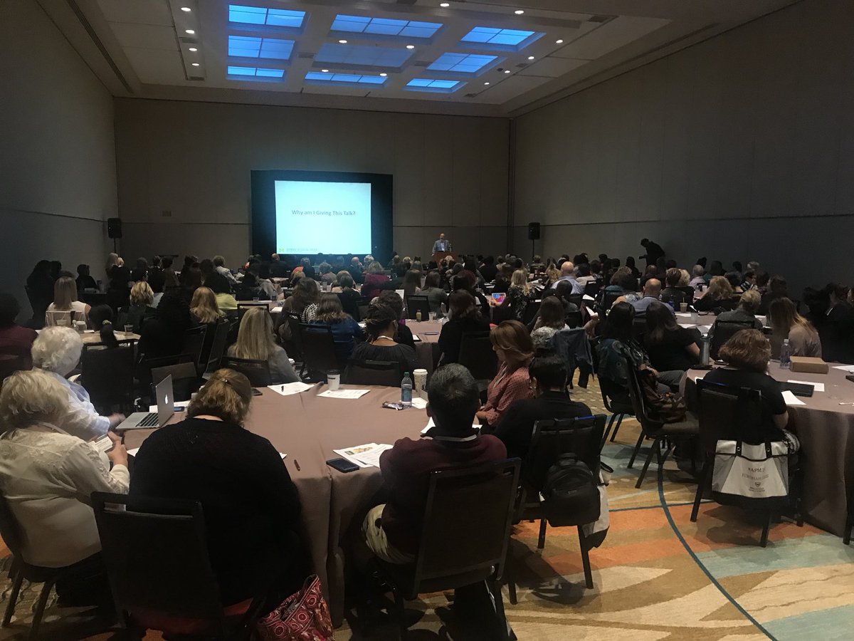 jamieparker77's tweet photo. All the Field Folks!! #APM2018 @UH_SocialWork #COFE https://t.co/nusNoVmO4i