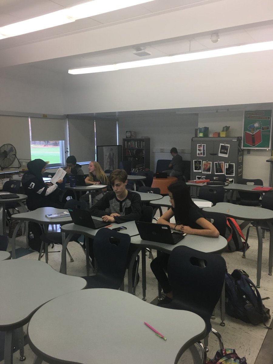 rebekahwilson66's tweet photo. 9H students moving past the surface and becoming more aware of the classmates that surround them. #empathy #humansofnorthcolonie #shakerlearner https://t.co/Ryrt5np4DP