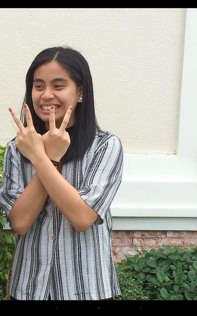aysideyl's tweet photo. I miss this gorl more than I miss myself 😅 https://t.co/Tso5Gf1zb5