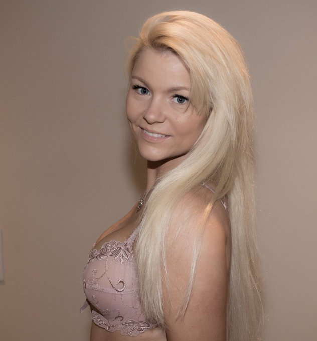 folgt mir auch auf Insta.. mein neues Profil.. :)   bibix_official  #mydirtyhobby #bibixxx #newoninstagram<a href="/tag/mydirtyhobby"class="tags"><span>#mydirtyhobby</span></a><a href="/tag/newoninstagram"class="tags"><span>#newoninstagram</span></a><a href="/tag/bibixxx"class="tags"><span>#bibixxx</span></a>