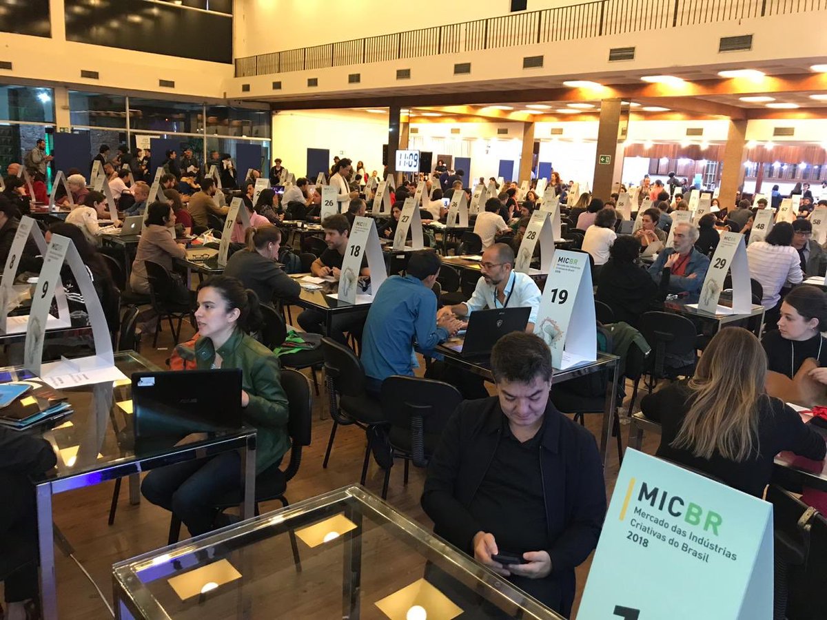 Tercer día de reuniones en <a href="/micbr_oficial/">MicBR</a> , donde gestores chilenos intercambian con sus pares de #Argentina, #Uruguay, #Brasil,  #Colombia, #Ecuador y #Paraguay. <a href="/chilexss/">Chileservicios</a>, <a href="/prochile/">ProChile</a>, <a href="/CulturaNacionAR/">Cultura Nación</a>, <a href="/mincultura/">MinCultura Colombia</a>, @Cultura_MEC