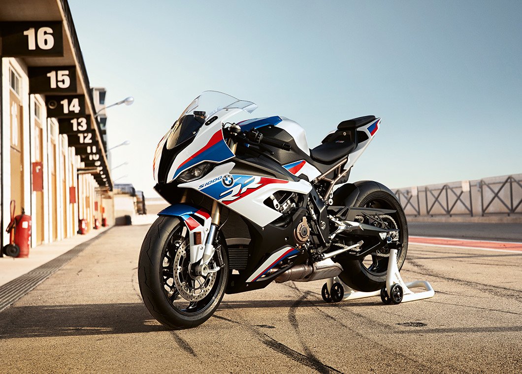 ECofDaytona's tweet photo. Up close first look at the all new 2020 BMW S 1000 RR!
Taking pre-order deposits now! Don’t wait and fall down on the list. This will be a next-level superbike!

📞 813-926-9937
📩 sales@bmwrides.com

#bmwmotorrad #s1000rr #eurocyclesofdaytona

https://t.co/X5wDkQxUxX https://t.co/1VMNnplbj5