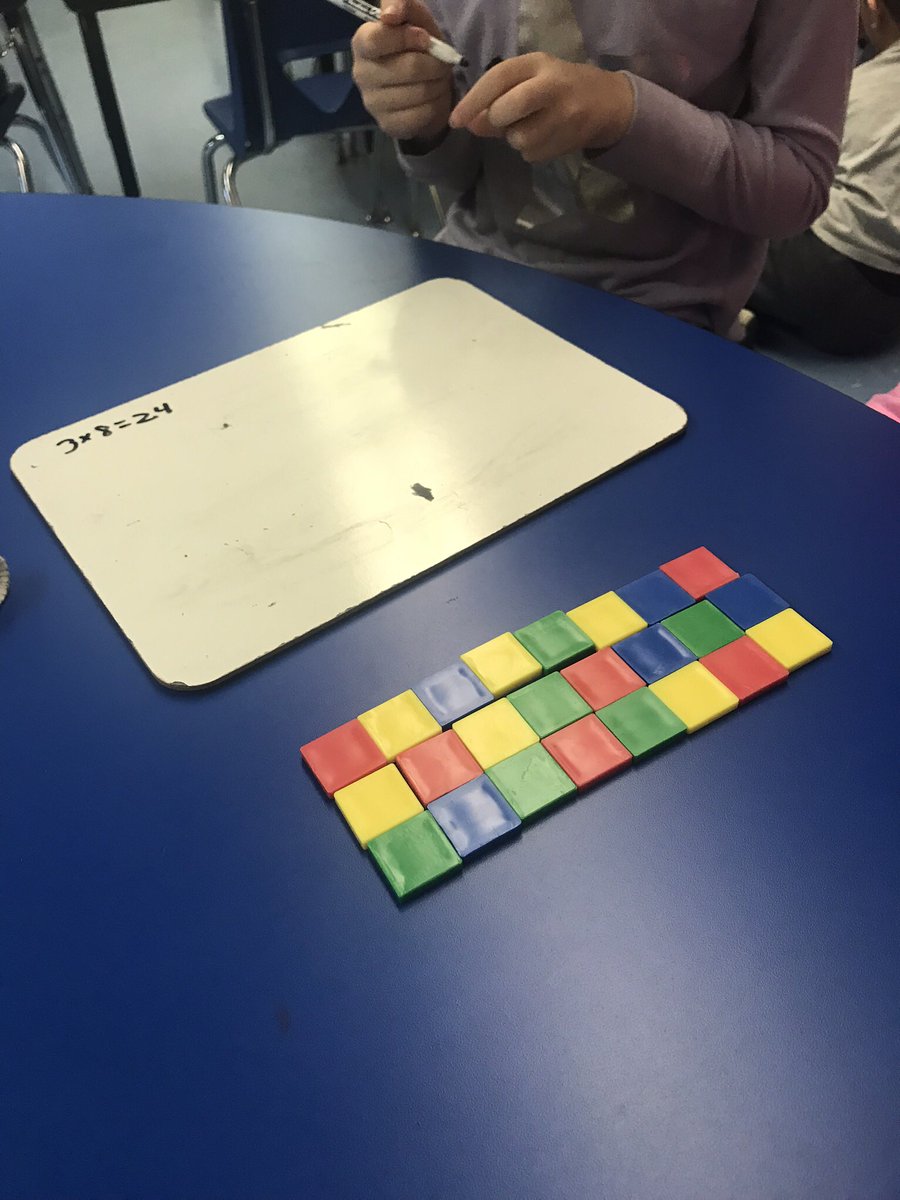 3RCAS's tweet photo. To start our multiplication unit, students used tiles to make arrays of 24! https://t.co/qB432Z5Voi