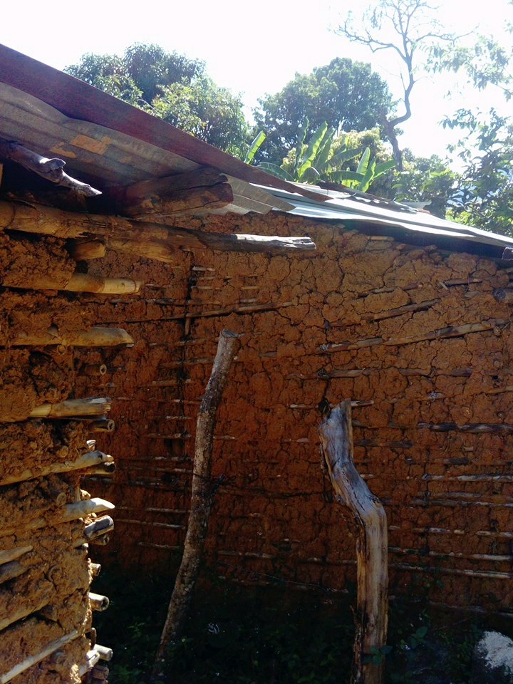 comunicacionPIK's tweet photo. Casas tradicionales en atanquez.
Aún hay personas que las hacen y habitan felizmente en ellas, son más frescas, más estables  y lo más importante mantiene viva la cultura y tradición de un pueblo. https://t.co/tdAeDUjukn