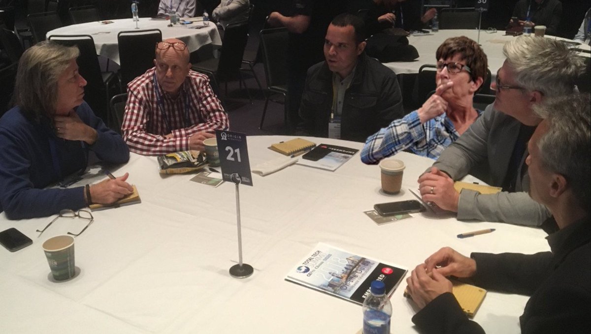 juliejacobson's tweet photo. The roundtables have been riveting. #CEProSummit https://t.co/O1y2tqdD36