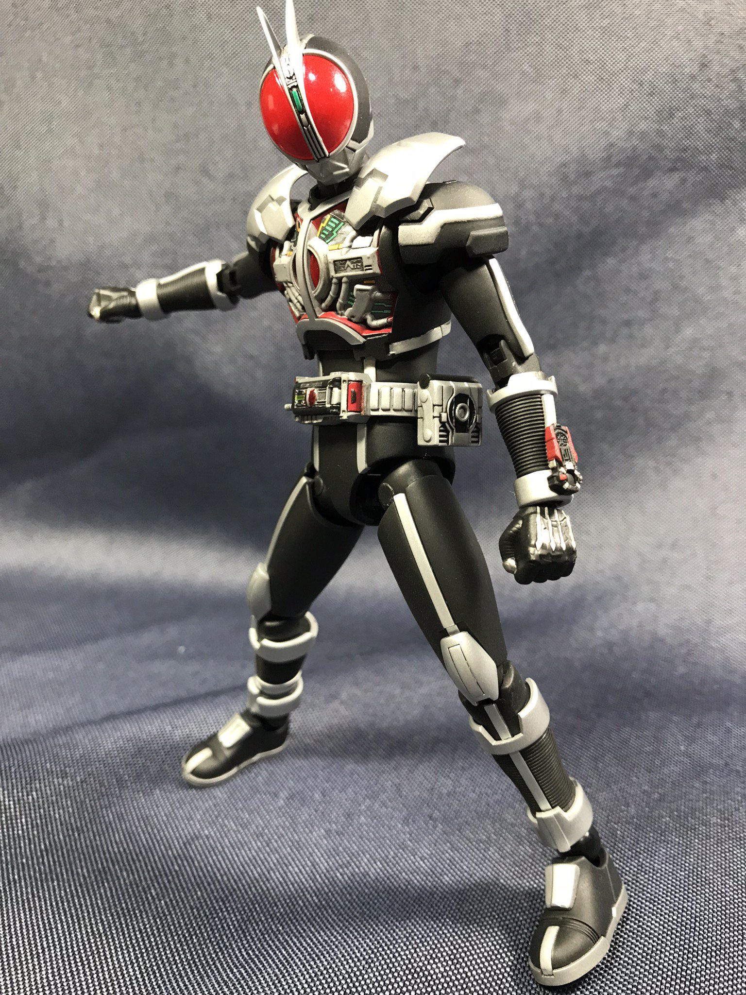 キッズルームチーズビーフウィザード メガミデバイスエクソシスト制作中 ヤフオクで送料込6300円で落札したフィギュアーツ仮面ライダー鎧武カチドキアームズ届いたぜ これだけ付属品沢山で5千円チョイとか昔はいい時代だったんだなあ やっぱり平成二期
