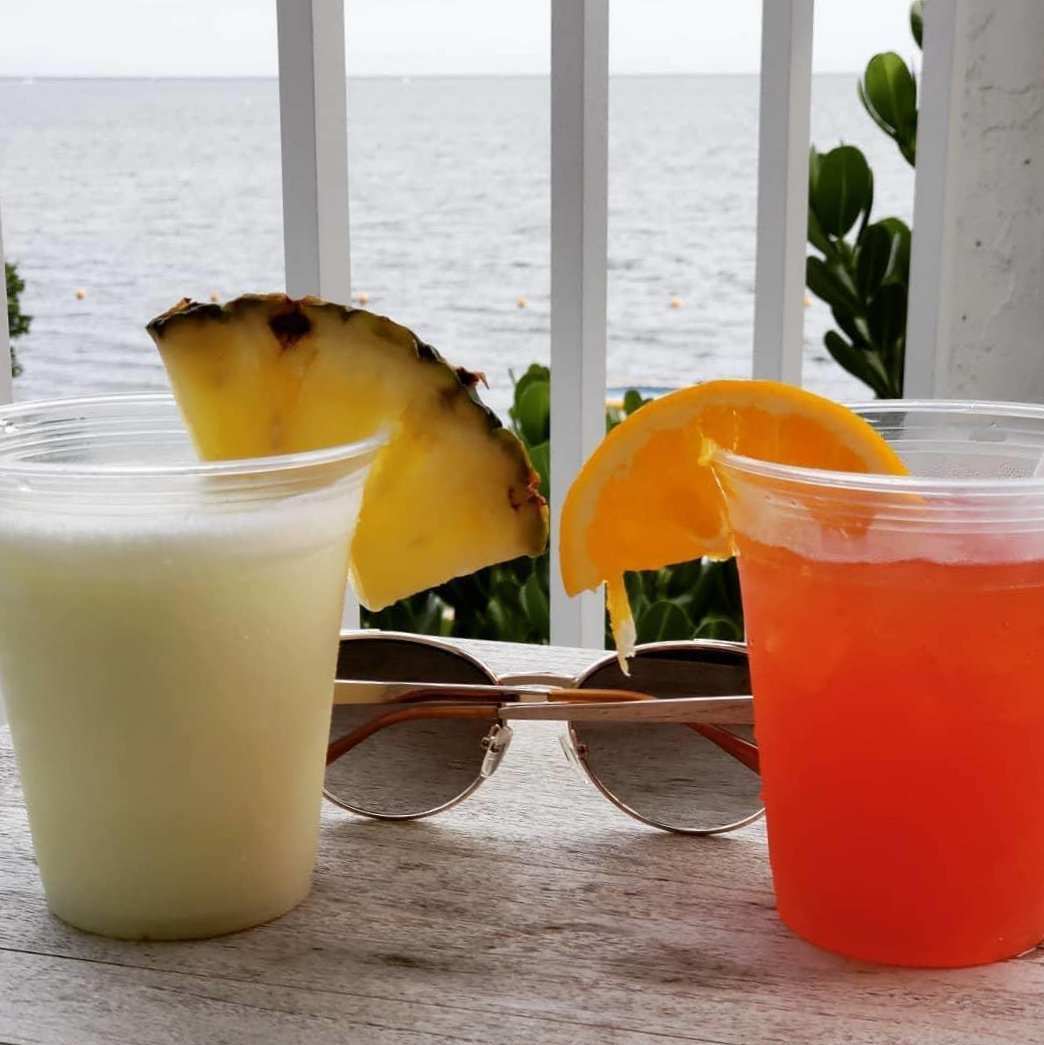 #pcovemoments are meant to be celebrated. Who would you share this moment with? Be sure to tag them in the comments below. 👇 
📷: leciramana