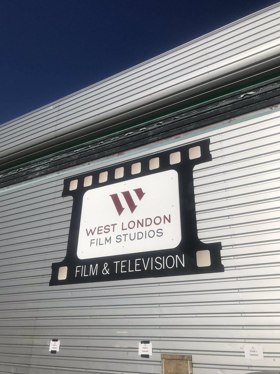 Mhd_Ali_Patel's tweet photo. At my friend @FrankKhalidUK ‘s film studio today, some amazing sets here @WestLondonFS https://t.co/CSc9HBDAt5