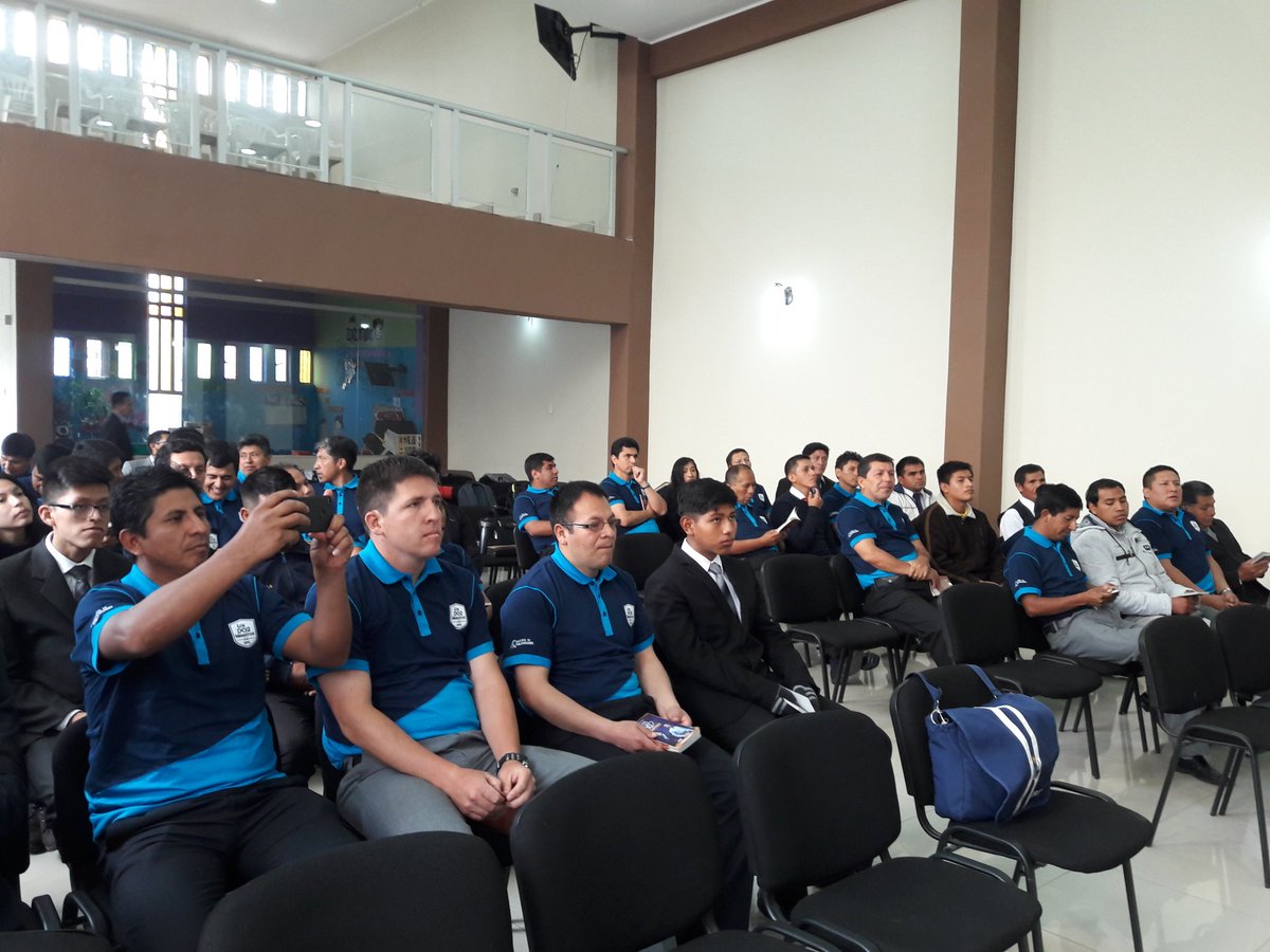 AdventistasMCP's tweet photo. En la #MAC comprometidos con el Ministerio de las Publicaciones, hoy reunidos con los #2Ministros. https://t.co/Hq5jYQgnO8