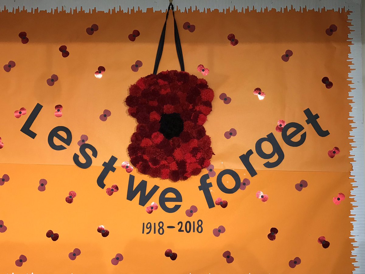 Clover Leaf CG (@cloverleafcg) on Twitter photo Our tribute to the centenary of the Great War two further poppies on display at <a href="/CrestwoodSchool/">Crestwood School</a> Our tribute to the centenary of the Great War two further poppies on display at <a href="/CrestwoodSchool/">Crestwood School</a>
