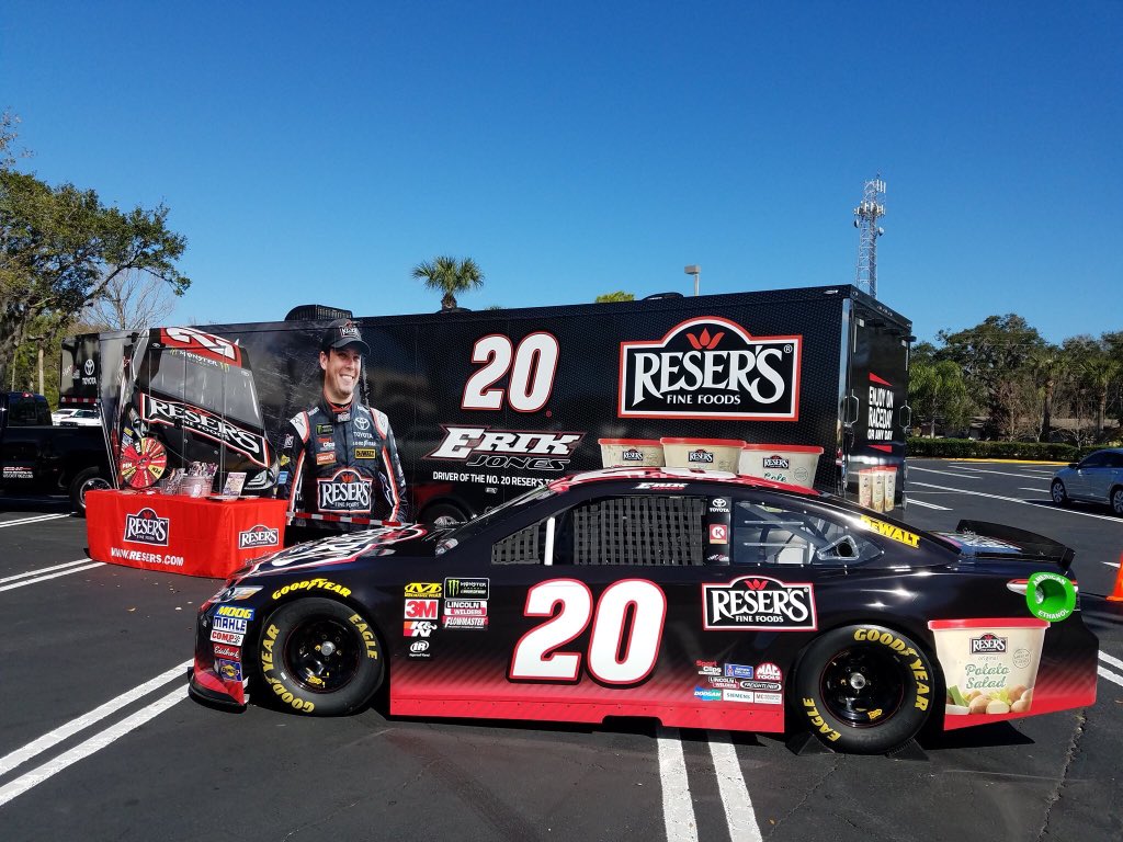NASCAR Show Cars on Twitter "Calling all ResersRacingNation fans in