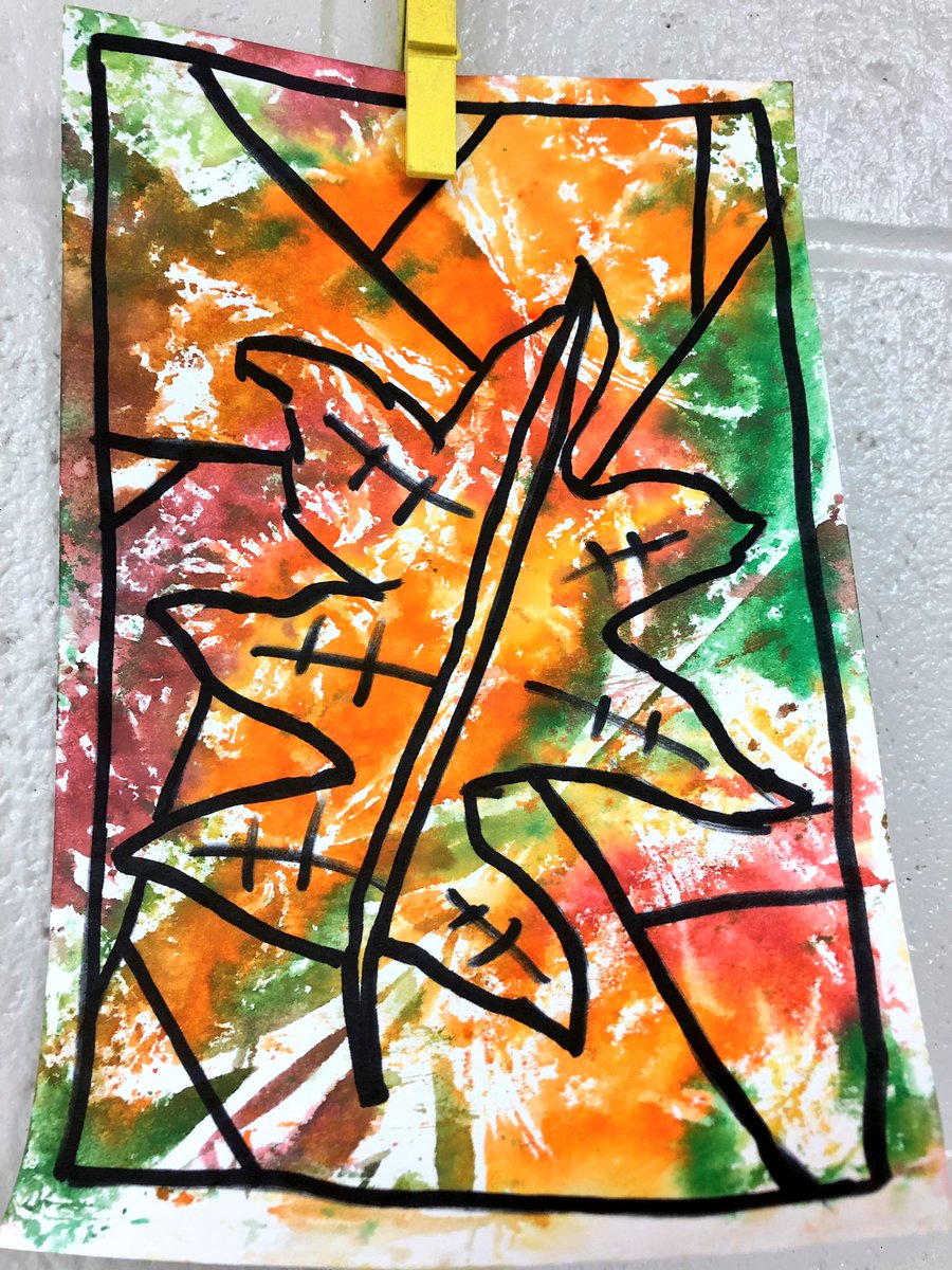 JulieGuay9's tweet photo. Printmaking! So much fun making monoprints with foil and markers.  Then we drew leaves on top of the print.  #ALLMeansALLMCSS #steammcss #elementaryart https://t.co/JsFIGBQNlZ