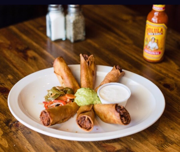 ZiaTaco's tweet photo. If Tuesdays are for tacos, then Thursdays are for taquitos! 😍 Three rolled corn tortillas stuffed with Monterey jack and your choice of filling! Served with jalapeño relish, crema and guacamole. Yum! 😋 #ziataco #ziaorbust #chs #taquitothursday #chseats #chsdrinks #riverland https://t.co/BrnC2HdjxA