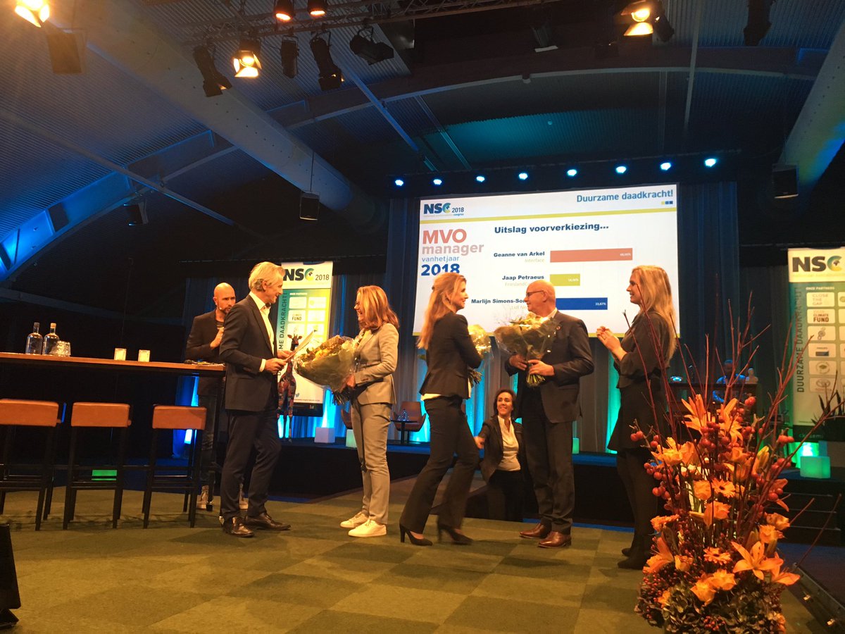En de #mvomanagervanhetjaar 2018 op het #NSC18NL is: <a href="/GeanneVanArkel/">Gedeactiveerd</a> Wow!!!!