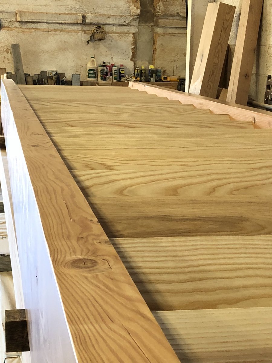 HLTFinc's tweet photo. Gorgeous #heavytimber #stairs ready for install! https://t.co/BIG7HtgGHO