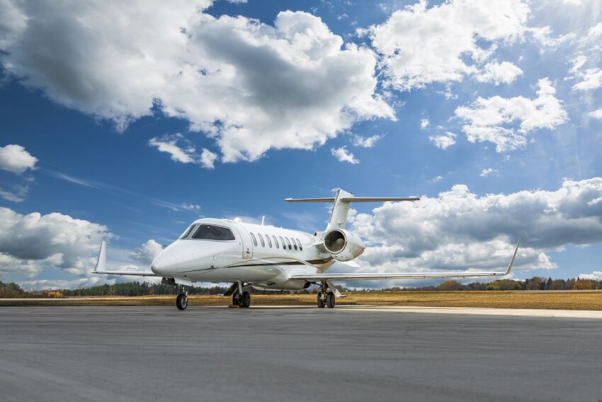 AeroClassifieds's tweet image. Engines and APU on MSP Gold - #Lear45 #AircraftForSale with @ElliottJets | Listed on AeroClassifieds.com - buff.ly/2qDct0p

#AeroClassifieds #businessJet #avgeeks #planeSpotting #privatejets #luxury #businessaviation #businessjets #corporatejet #privateaviation #jet