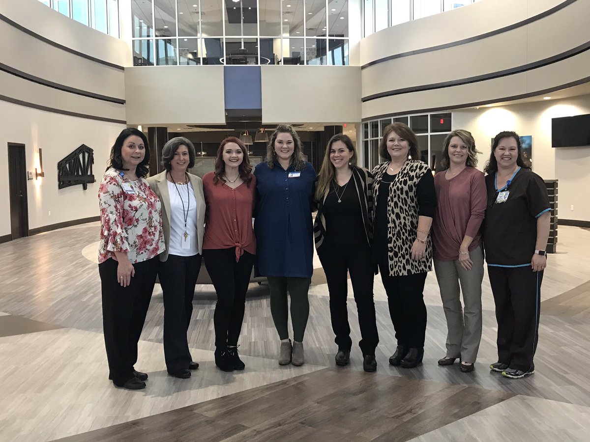 MrsGodseyRMS's tweet photo. Loved getting the opportunity to tour North Alabama Medical Center! Y’all. It’s amazing! #namccares #iamforbetter #namc #careercoach #ilovemyjob @career_coach_D @lc_career_coach https://t.co/0rkupScz7V